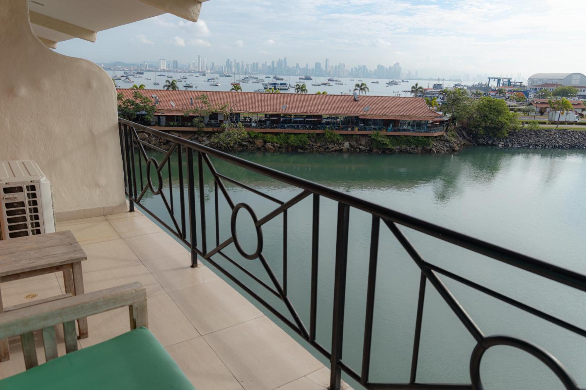 The Beach House Panama Stadt Exterior foto